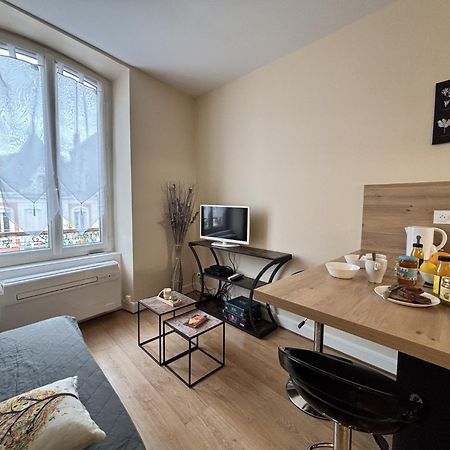 Le Puy De Dome - 1 Chambre - Clim Châtel-Guyon Exterior foto